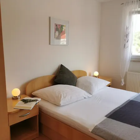 Apartmán Anica App 8 *